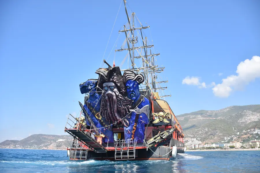 Alanya - Pirate Boat Tour