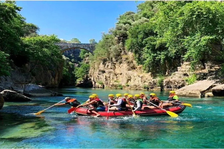 RAFTING TOUR